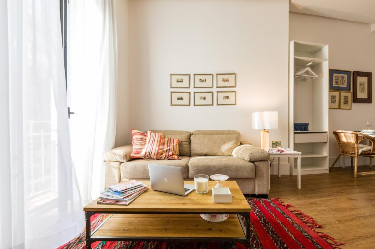 Sevilla Home Center Suites Экстерьер фото