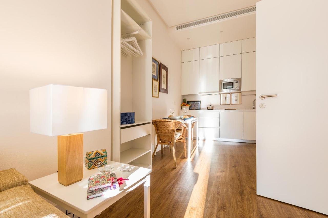 Sevilla Home Center Suites Экстерьер фото